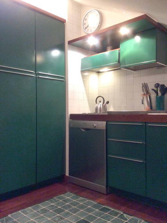 Apartment La Mansarda Alba  Oda fotoğraf