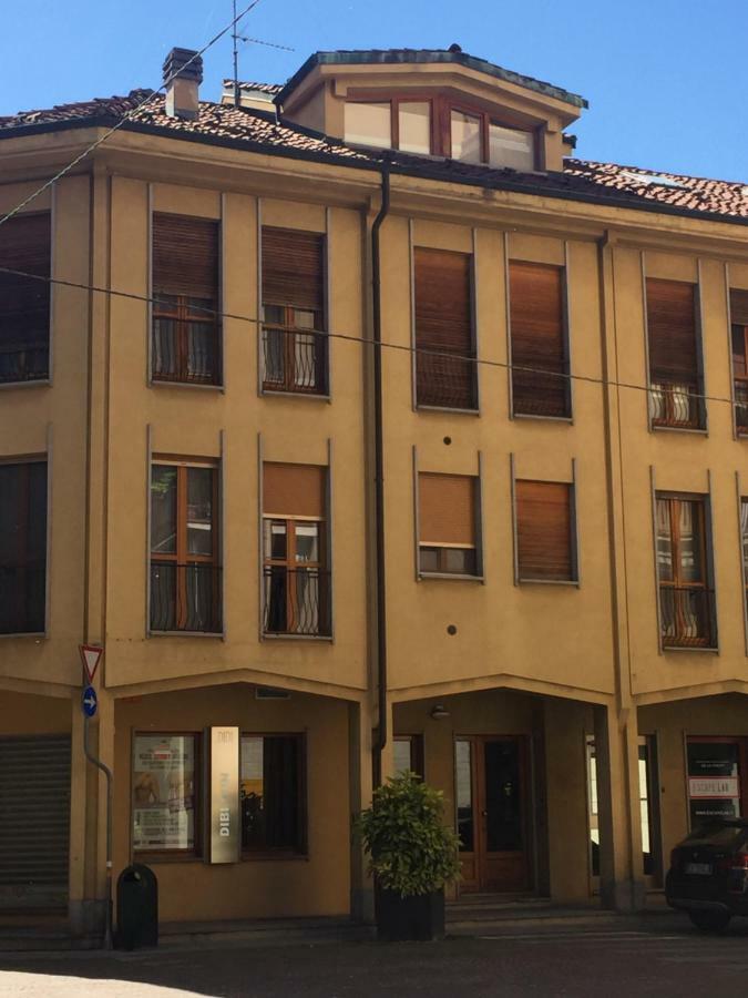 Apartment La Mansarda Alba  Dış mekan fotoğraf